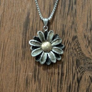 Sterling Silver and 10kt Gold Daisy Pendant 16" Necklace